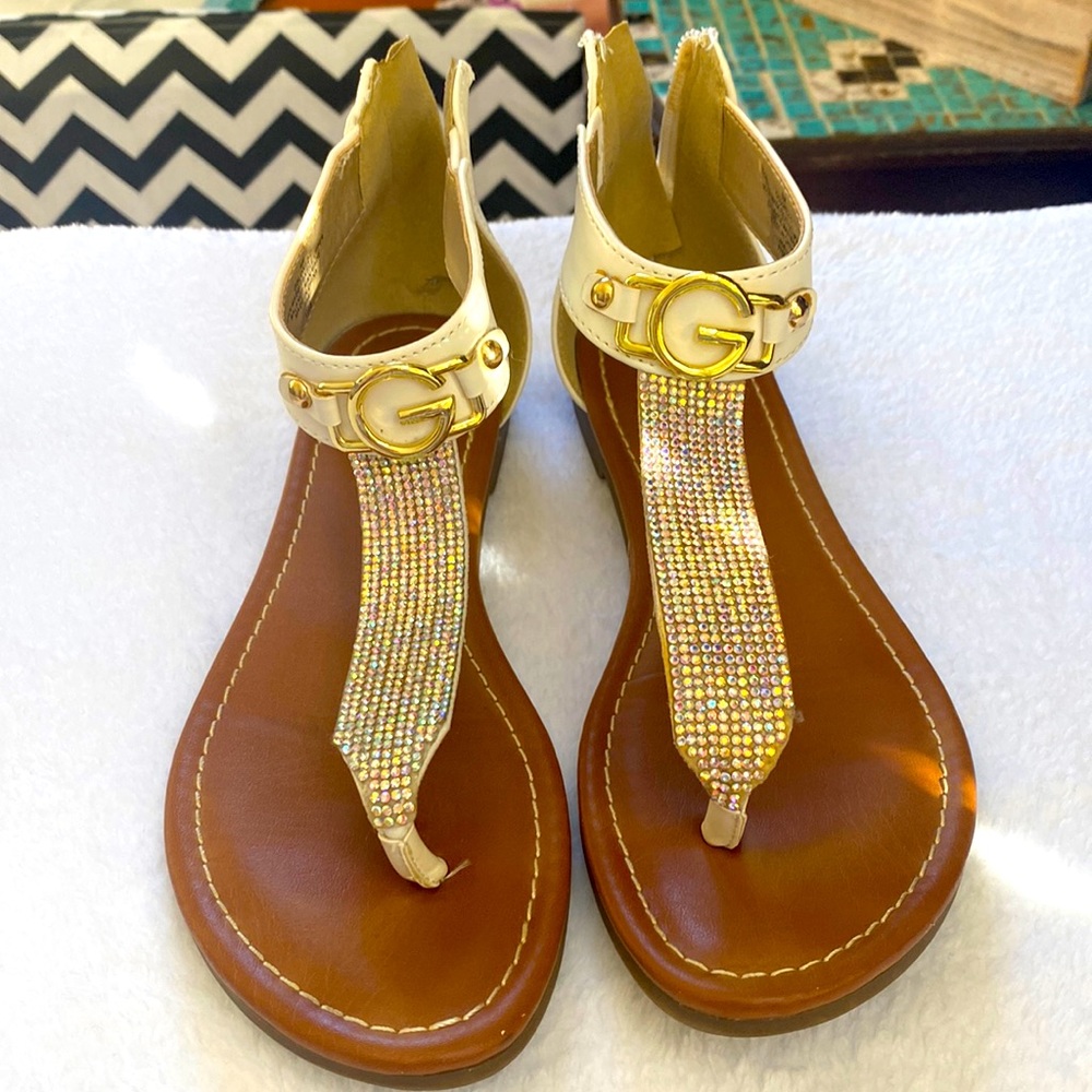 Guess Flats